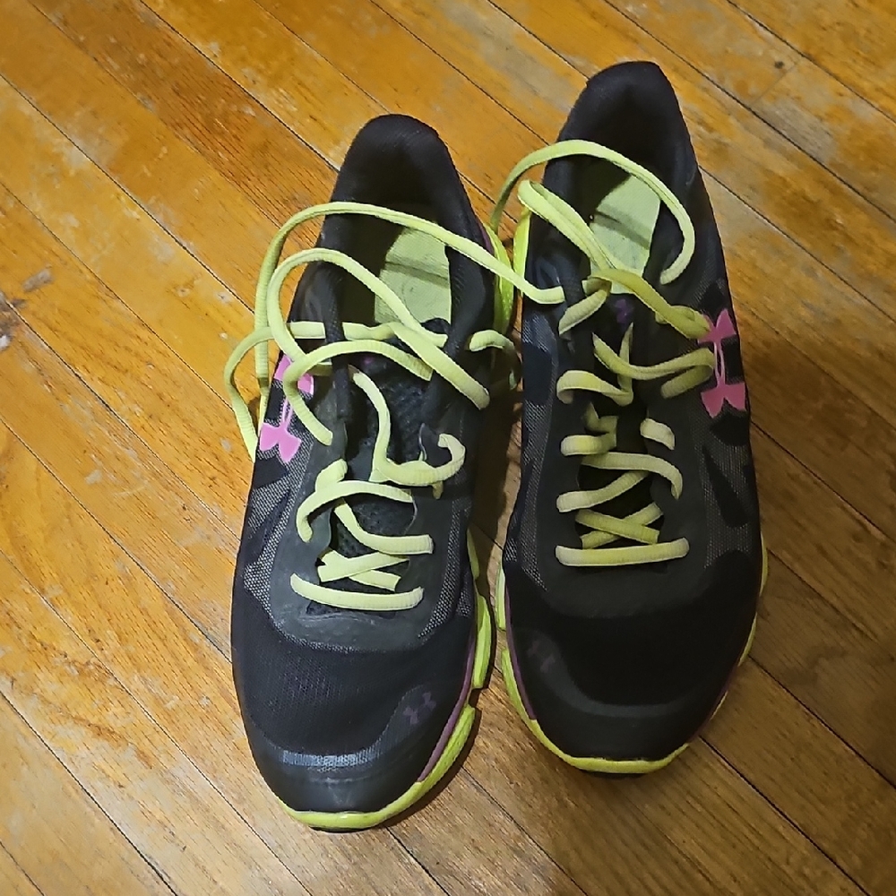Under Armour Black and Pink Running Shoes